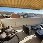 Casa Melli With Sunset Oceanview Terrace アパート ロウリニャン